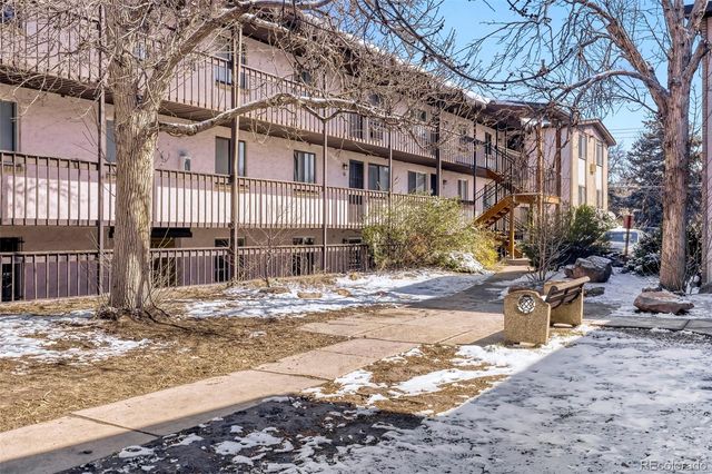 875 S Quebec Street 4, Denver, CO 80247