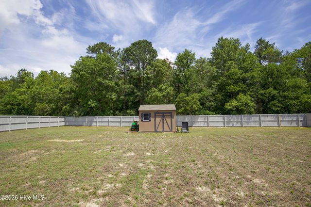 213 Walters Run Drive, Raeford, NC 28376