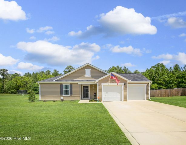 213 Walters Run Drive, Raeford, NC 28376