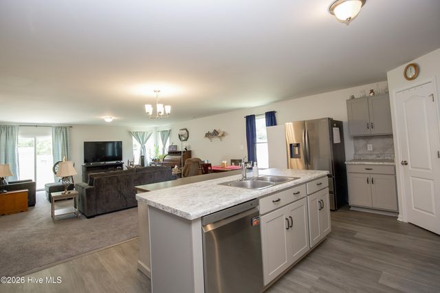 213 Walters Run Drive, Raeford, NC 28376