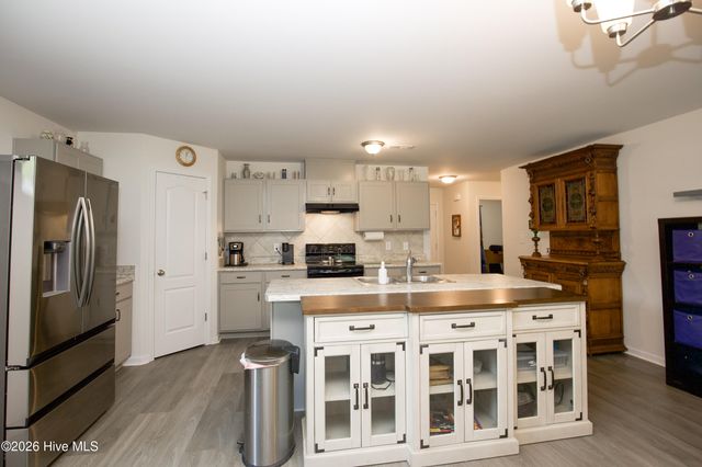 213 Walters Run Drive, Raeford, NC 28376