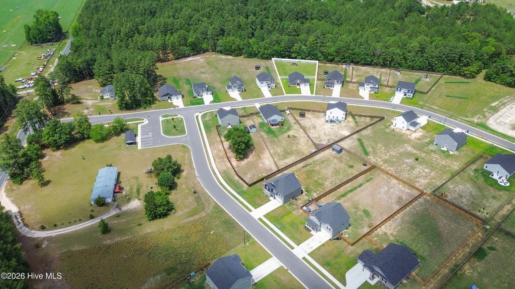 213 Walters Run Drive, Raeford, NC 28376