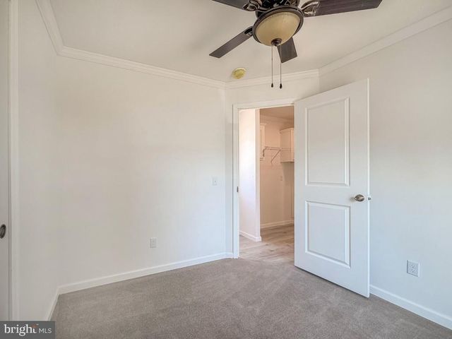 3201 CLAYSBURG DR, Morrisville, PA 19067