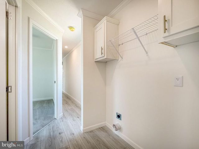 3201 CLAYSBURG DR, Morrisville, PA 19067