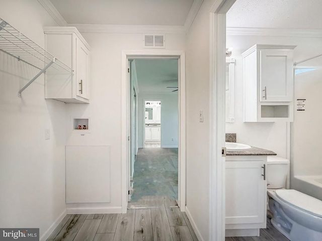 3201 CLAYSBURG DR, Morrisville, PA 19067