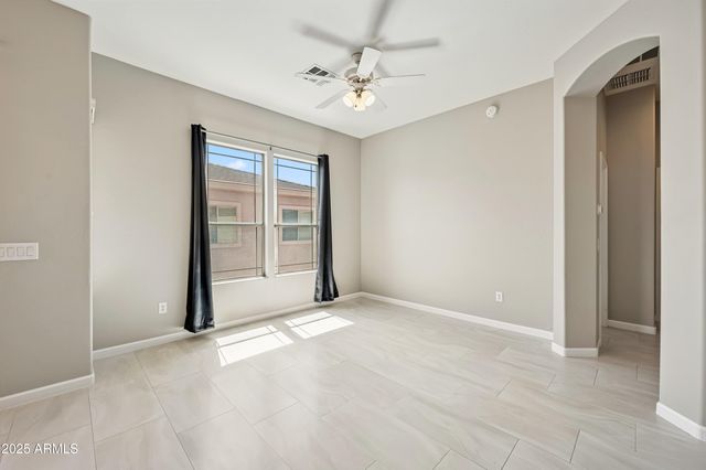 42424 N GAVILAN PEAK Parkway 7206, Anthem, AZ 85086