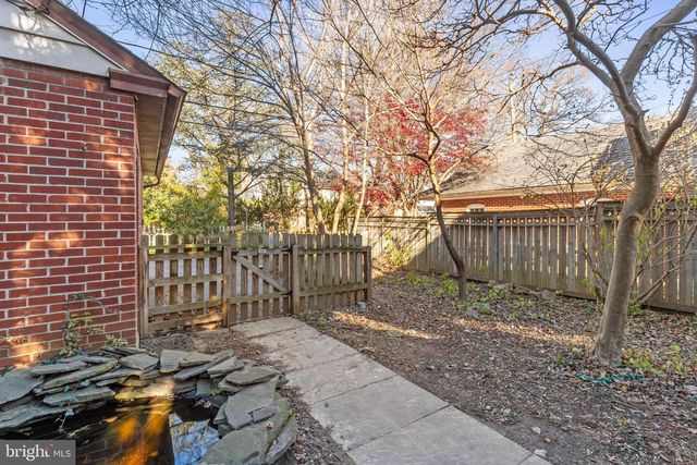 959 HELEN AVE, Lancaster, PA 17601