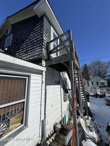 255 Stow Avenue, Troy, NY 12180