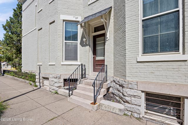 1037 S 4th St APT 2, Louisville, KY 40203