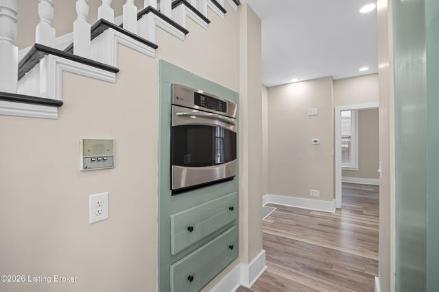 1037 S 4th St APT 2, Louisville, KY 40203