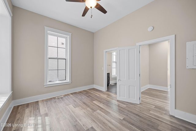 1037 S 4th St APT 2, Louisville, KY 40203