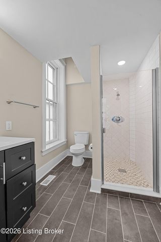 1037 S 4th St APT 2, Louisville, KY 40203