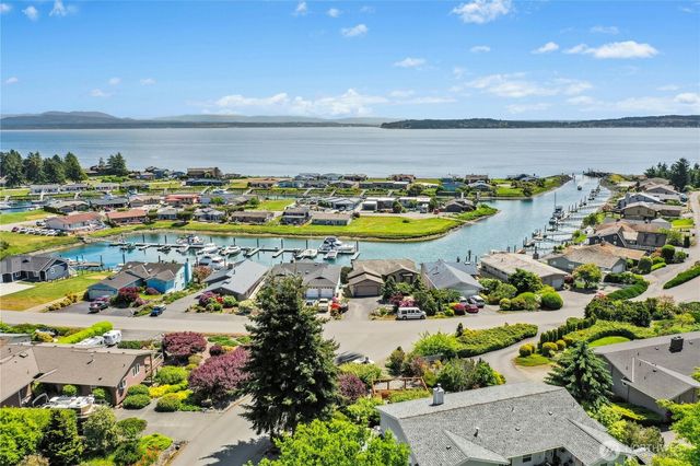 1823 Polnell Road, Oak Harbor, WA 98277