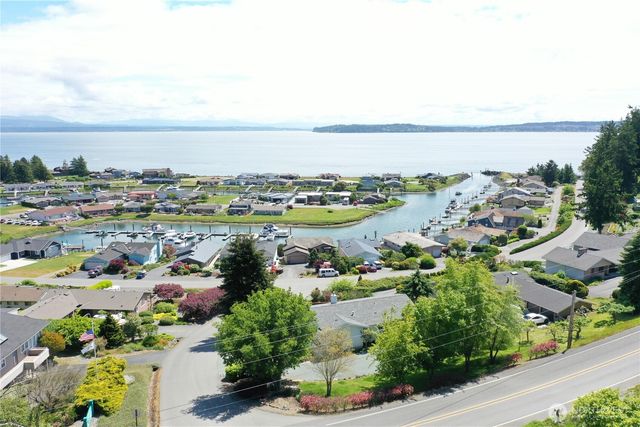 1823 Polnell Road, Oak Harbor, WA 98277