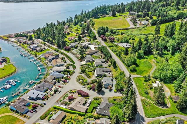 1823 Polnell Road, Oak Harbor, WA 98277