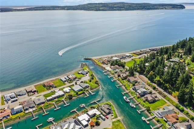 1823 Polnell Road, Oak Harbor, WA 98277