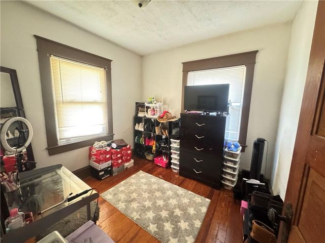 2318 N 12TH Street, Kansas City, KS 66104