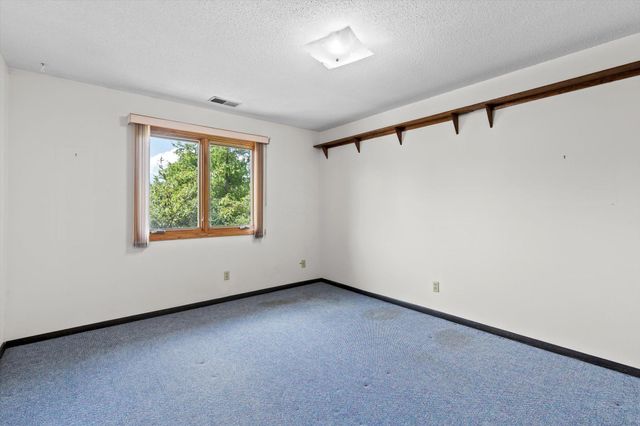 1561 Chamber Street, Saint Paul, MN 55106