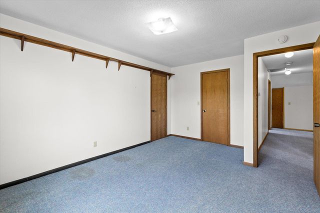 1561 Chamber Street, Saint Paul, MN 55106