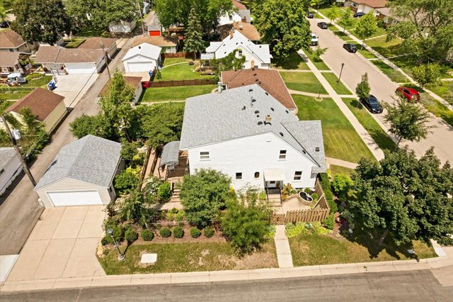 1561 Chamber Street, Saint Paul, MN 55106