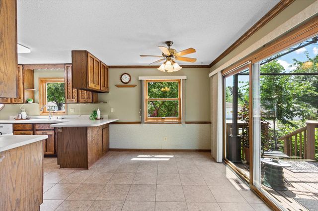 1561 Chamber Street, Saint Paul, MN 55106