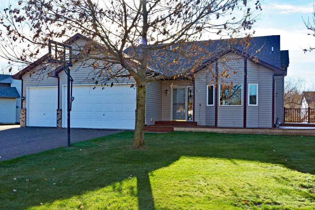 30850 Reflection Avenue, Shafer, MN 55074