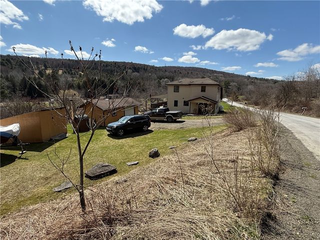 132 Lull Hill Road, Laurens, NY 13796