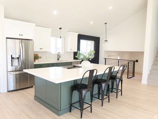 9971 S PINEHURST DR, Sandy, UT 84092