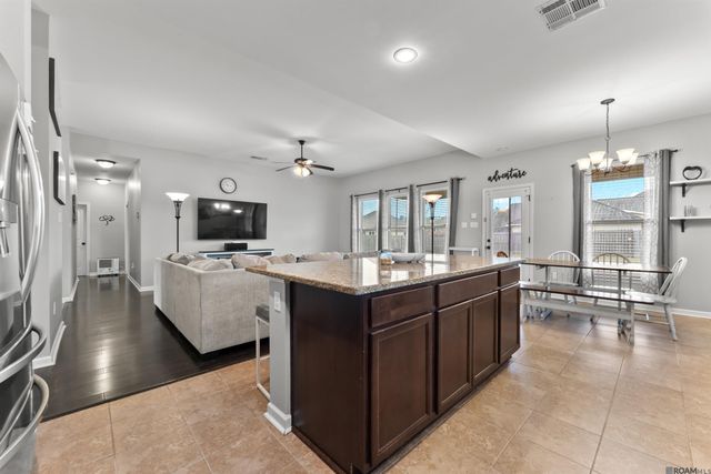 26528 Evangeline Trace Blvd, Denham Springs, LA 70726