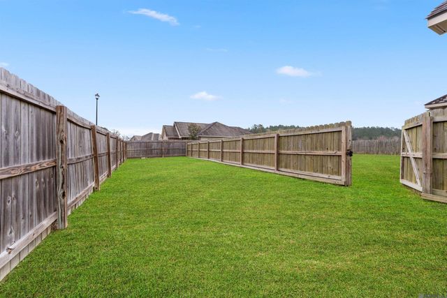 26528 Evangeline Trace Blvd, Denham Springs, LA 70726