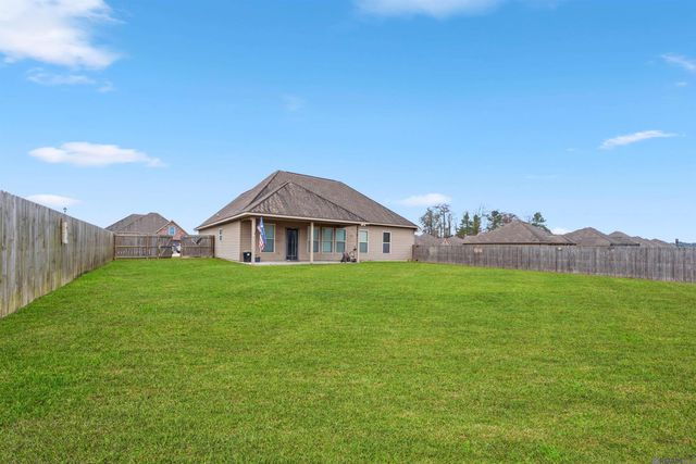 26528 Evangeline Trace Blvd, Denham Springs, LA 70726