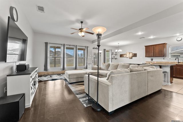 26528 Evangeline Trace Blvd, Denham Springs, LA 70726