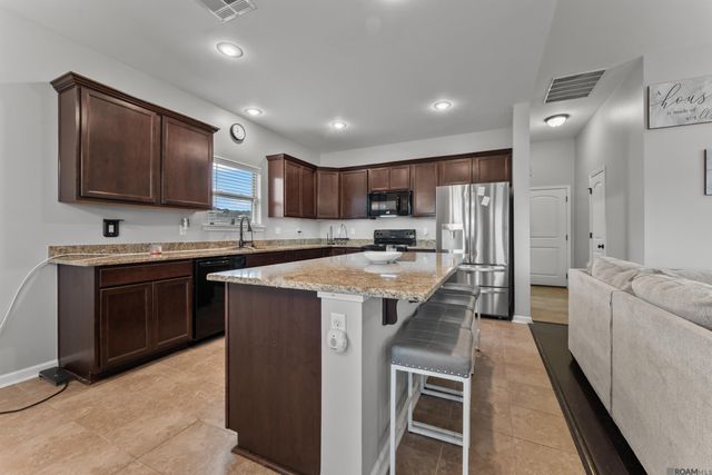 26528 Evangeline Trace Blvd, Denham Springs, LA 70726