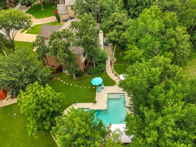 704 Windswept Court, Grapevine, TX 76051
