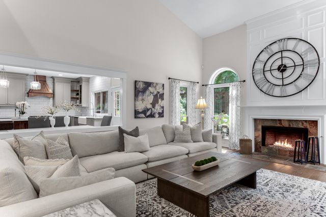 704 Windswept Court, Grapevine, TX 76051