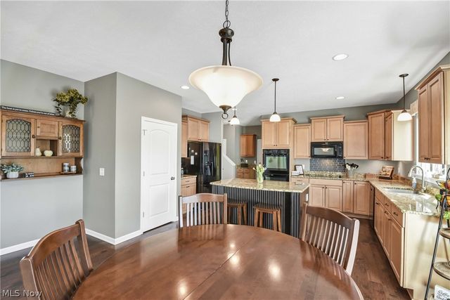 170 Centennial Drive, Avon Lake, OH 44012