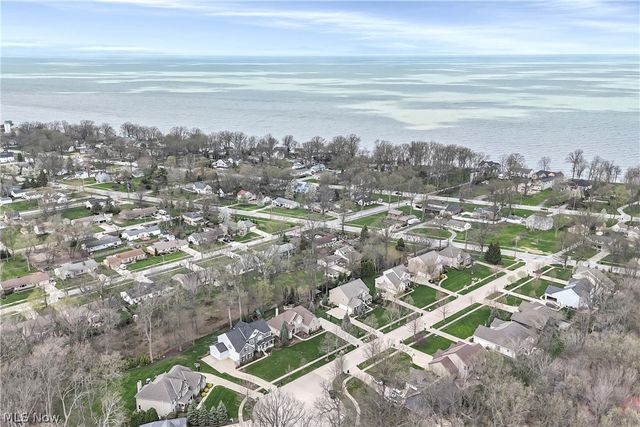 170 Centennial Drive, Avon Lake, OH 44012