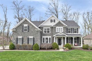 170 Centennial Drive, Avon Lake, OH 44012