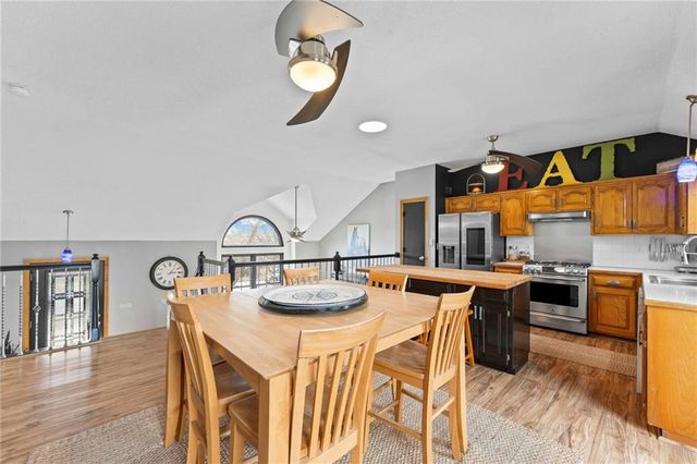 17524 SW 111th Terrace, Olathe, KS 66061