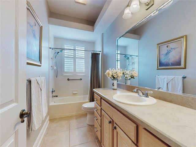 649 TERNBERRY FOREST DRIVE, The Villages, FL 32162