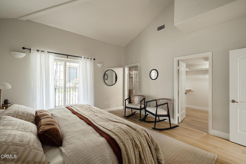 Image 28 of property listing at 3974 Pennsylvania Avenue 110, La Crescenta, CA 91214