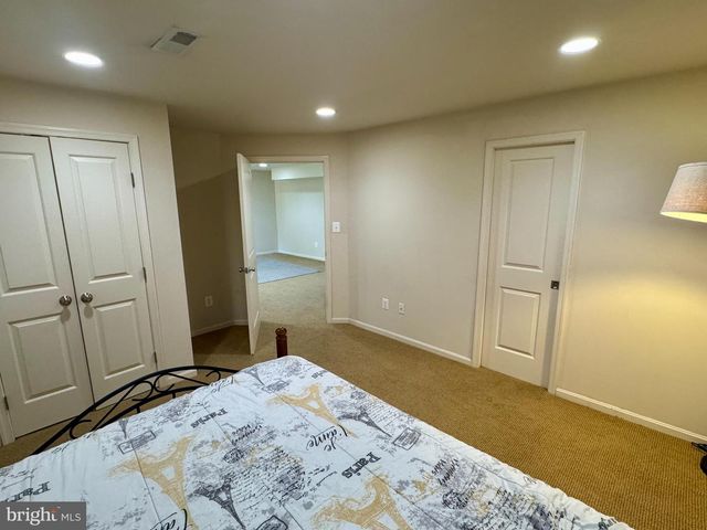 11256 MASTIFF RUN CT, Bristow, VA 20136
