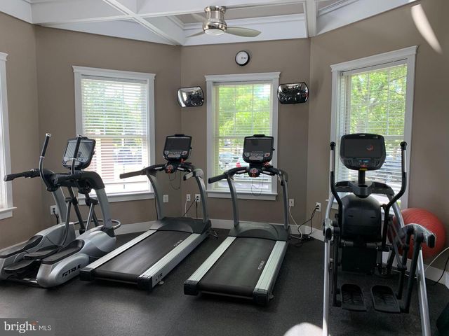 11256 MASTIFF RUN CT, Bristow, VA 20136