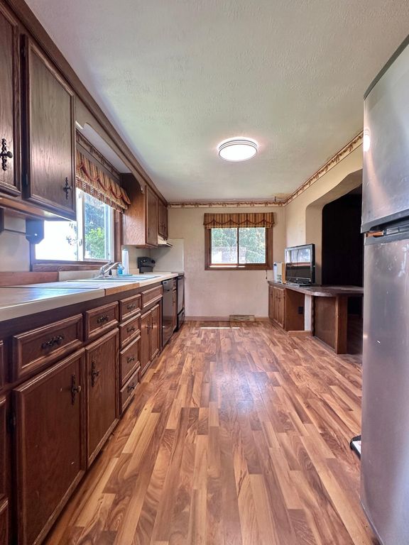 Image 11 of property listing at 312 10th Street, Clear Lake, WI 54005