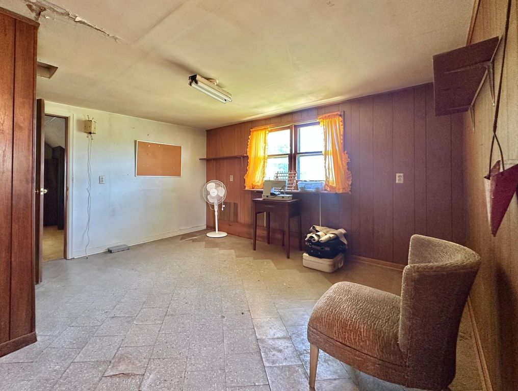 Image 20 of property listing at 312 10th Street, Clear Lake, WI 54005