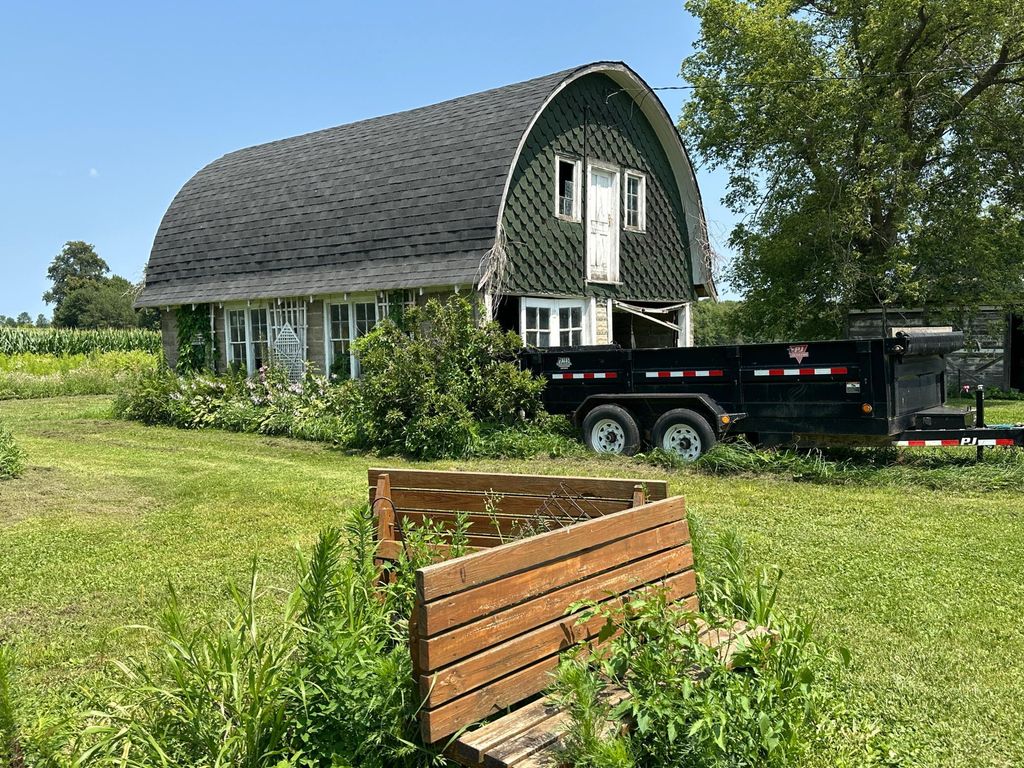 Image 27 of property listing at 312 10th Street, Clear Lake, WI 54005