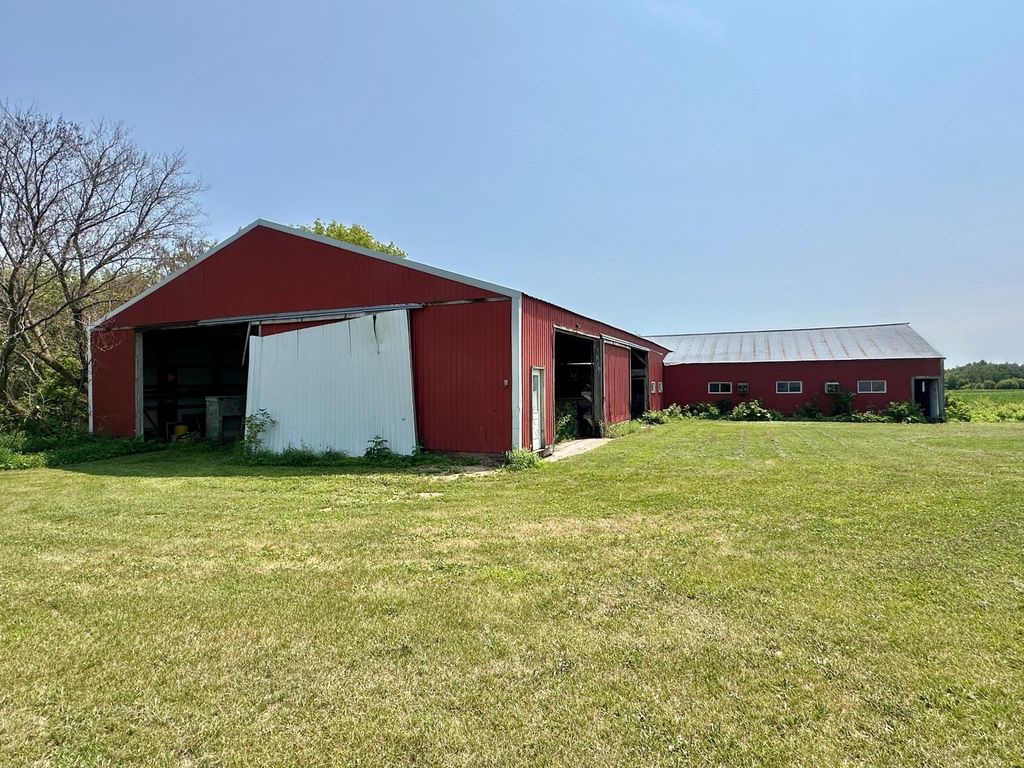 Image 32 of property listing at 312 10th Street, Clear Lake, WI 54005