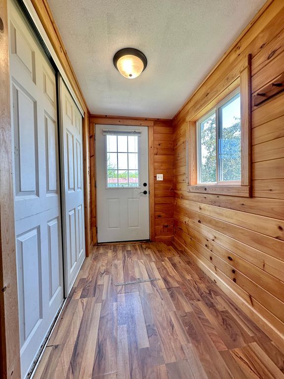 Image 7 of property listing at 312 10th Street, Clear Lake, WI 54005