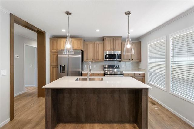 654 Robertson Loop Road, Clarkesville, GA 30523