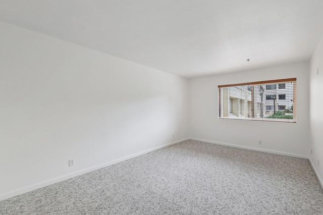 11255 Tierrasanta Boulevard 82, San Diego, CA 92124